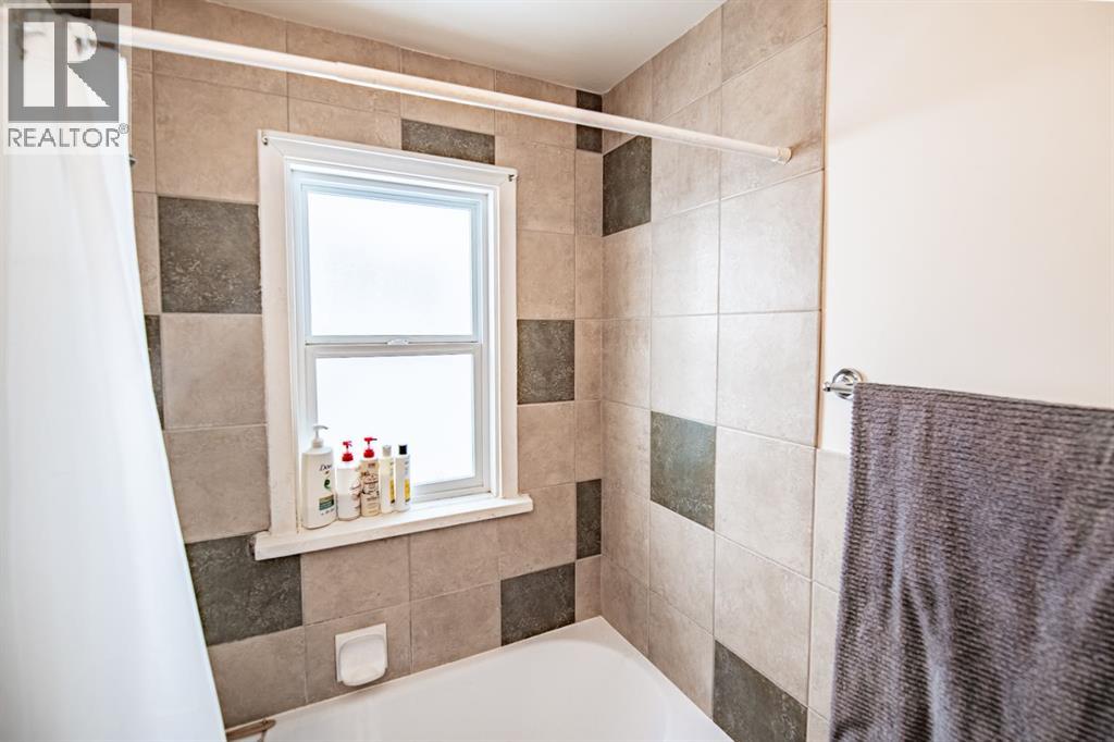 3505 45 Avenue, Red Deer, Alberta  T4N 3K7 - Photo 24 - A2301803