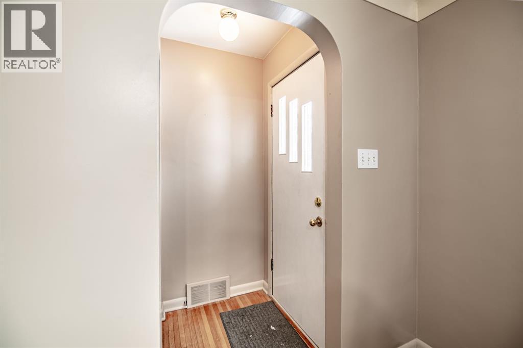 3505 45 Avenue, Red Deer, Alberta  T4N 3K7 - Photo 10 - A2301803