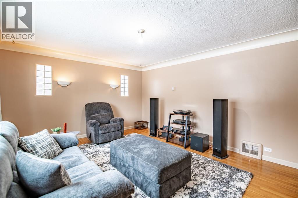 3505 45 Avenue, Red Deer, Alberta  T4N 3K7 - Photo 12 - A2301803