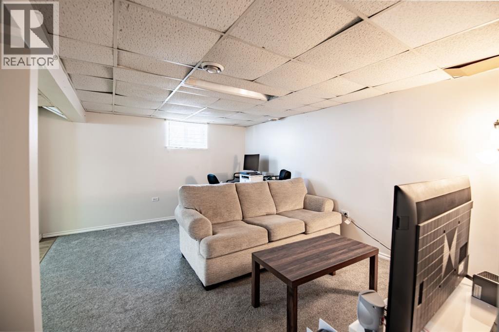 3505 45 Avenue, Red Deer, Alberta  T4N 3K7 - Photo 27 - A2301803