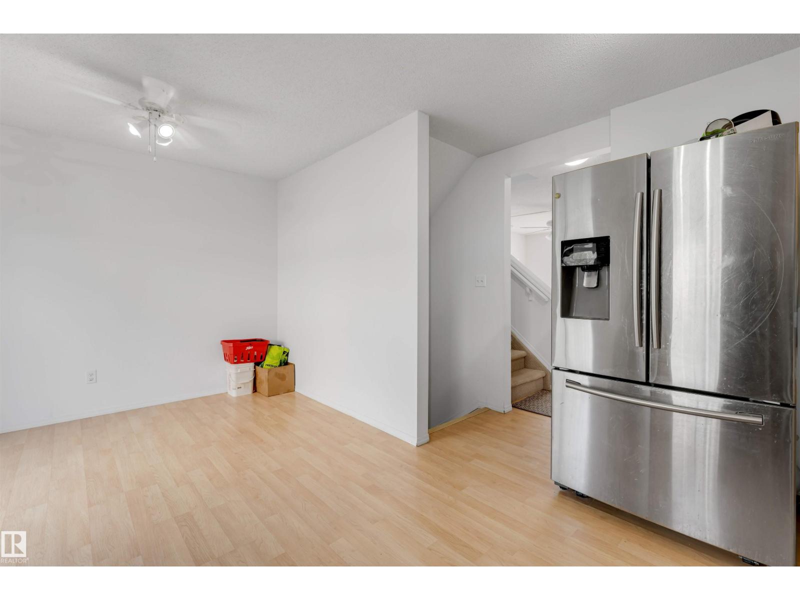 #48 2503 24 St Nw, Edmonton, Alberta  T6T 0B5 - Photo 4 - E4483656