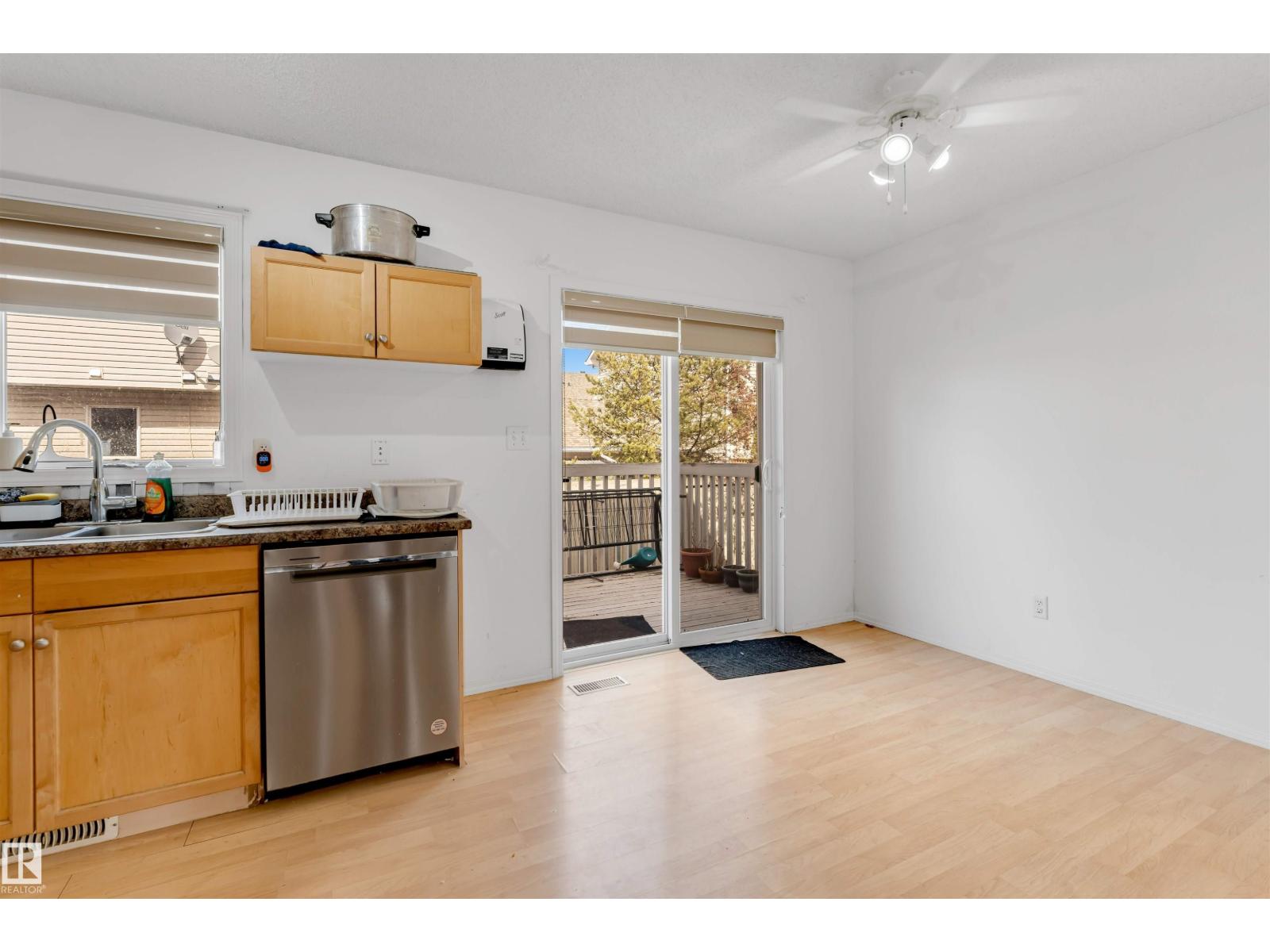 #48 2503 24 St Nw, Edmonton, Alberta  T6T 0B5 - Photo 6 - E4483656