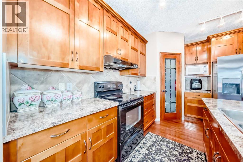 148 Saddlecrest Gardens Ne, Calgary, Alberta  T3J 0C3 - Photo 8 - A2303650