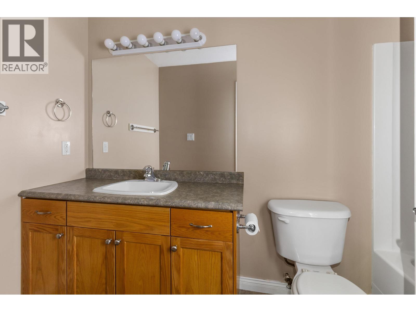 409 2911 Ferry Avenue, Prince George, British Columbia  V2N 1L3 - Photo 15 - R3114879