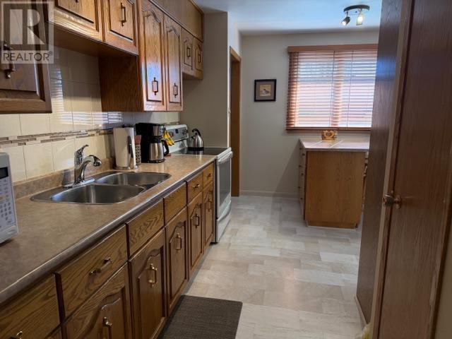 414 Sycamore Pl, Thunder Bay, Ontario  P7C 1W9 - Photo 5 - TB2600782