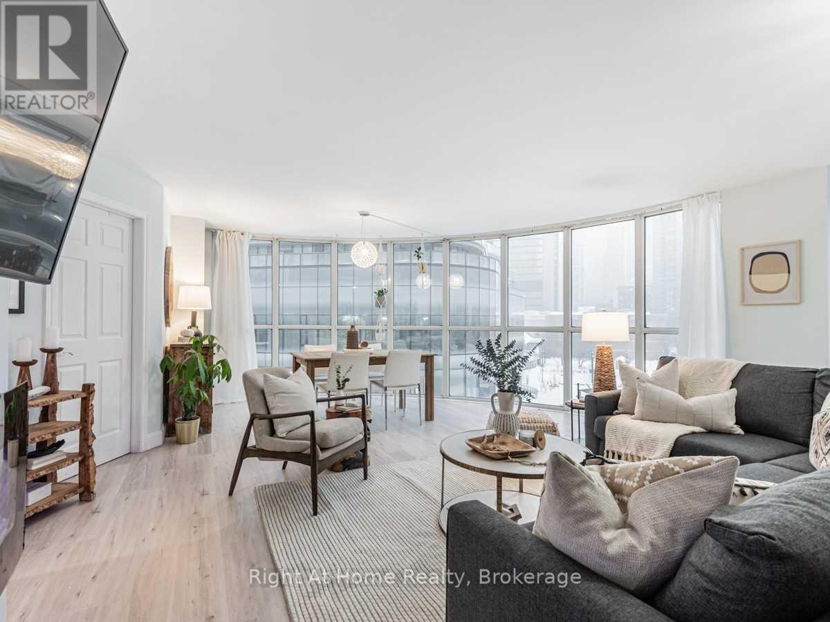 513 - 24 Wellesley Street W, Toronto, Ontario  M4Y 2X6 - Photo 11 - C13033498