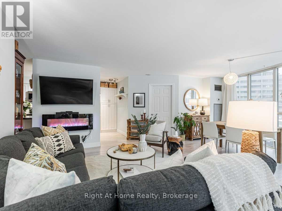 513 - 24 Wellesley Street W, Toronto, Ontario  M4Y 2X6 - Photo 12 - C13033498