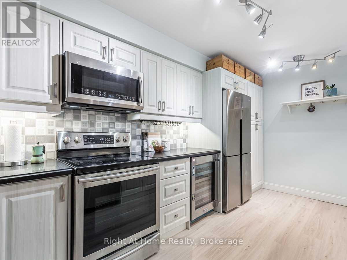 513 - 24 Wellesley Street W, Toronto, Ontario  M4Y 2X6 - Photo 19 - C13033498