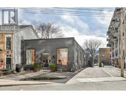 201 NIAGARA STREET, Toronto, Ontario