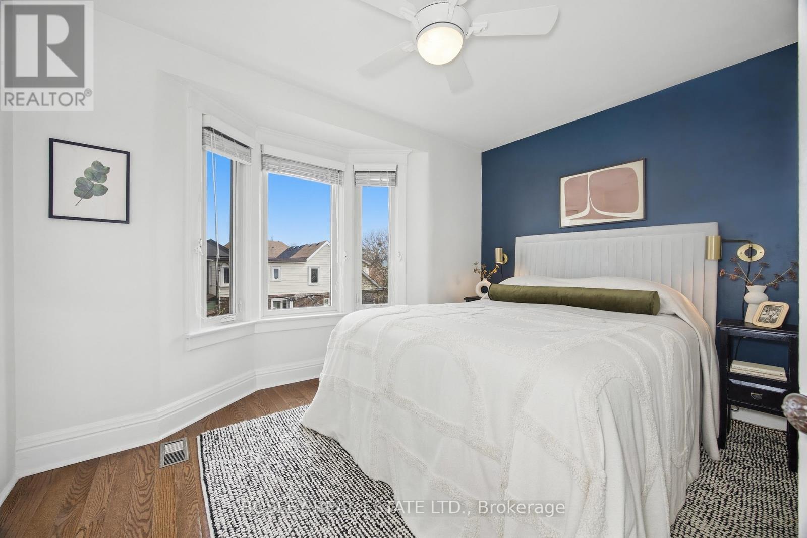 118 Mountjoy Avenue, Toronto, Ontario  M4J 1J8 - Photo 14 - E13032902