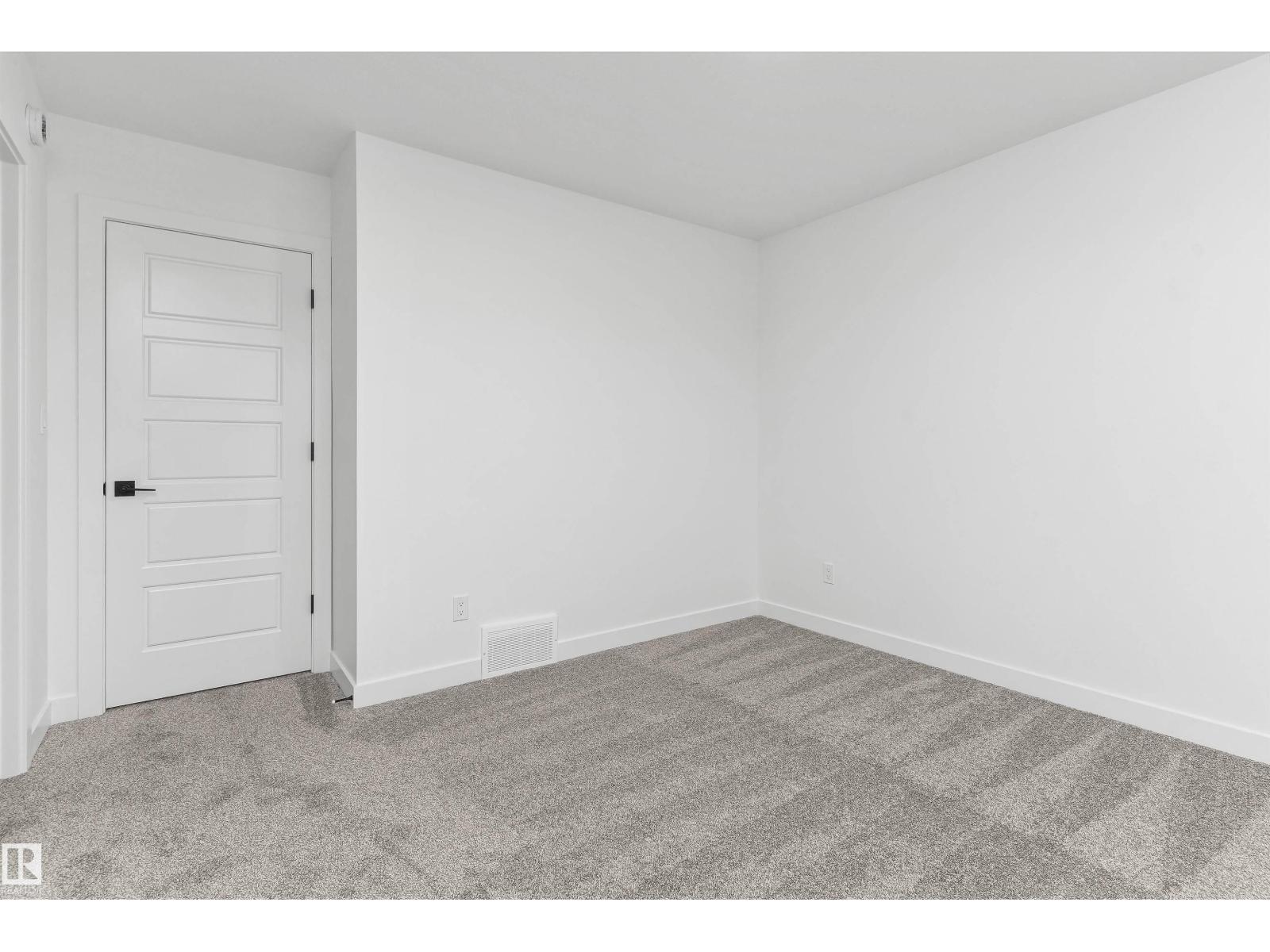 1052 14 Av Nw, Edmonton, Alberta  T6T 2W7 - Photo 32 - E4477566