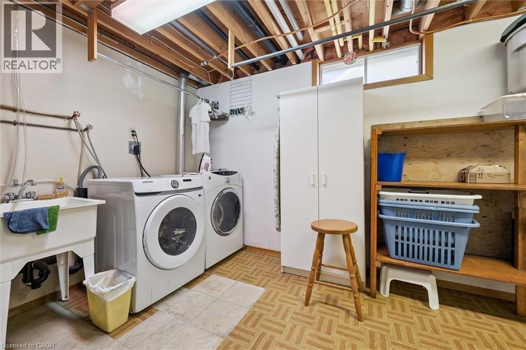 26 Parkhill Court, Kitchener, Ontario  N2C 2C4 - Photo 28 - 40822376