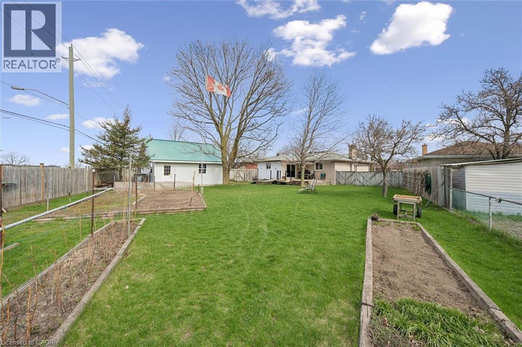 26 Parkhill Court, Kitchener, Ontario  N2C 2C4 - Photo 37 - 40822376