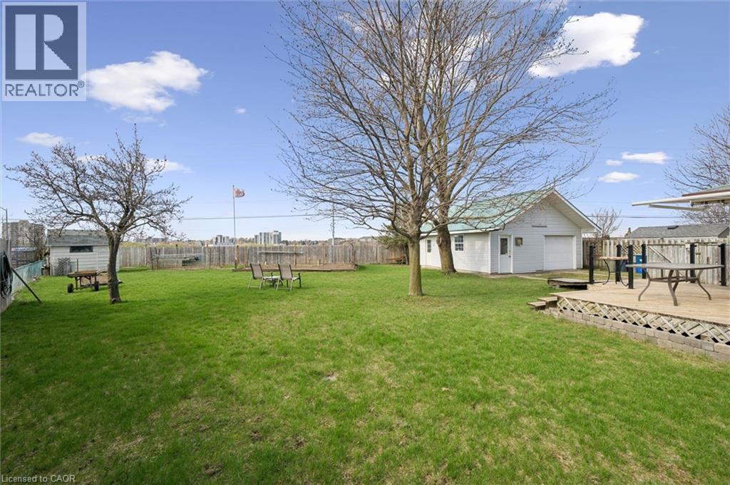 26 Parkhill Court, Kitchener, Ontario  N2C 2C4 - Photo 36 - 40822376