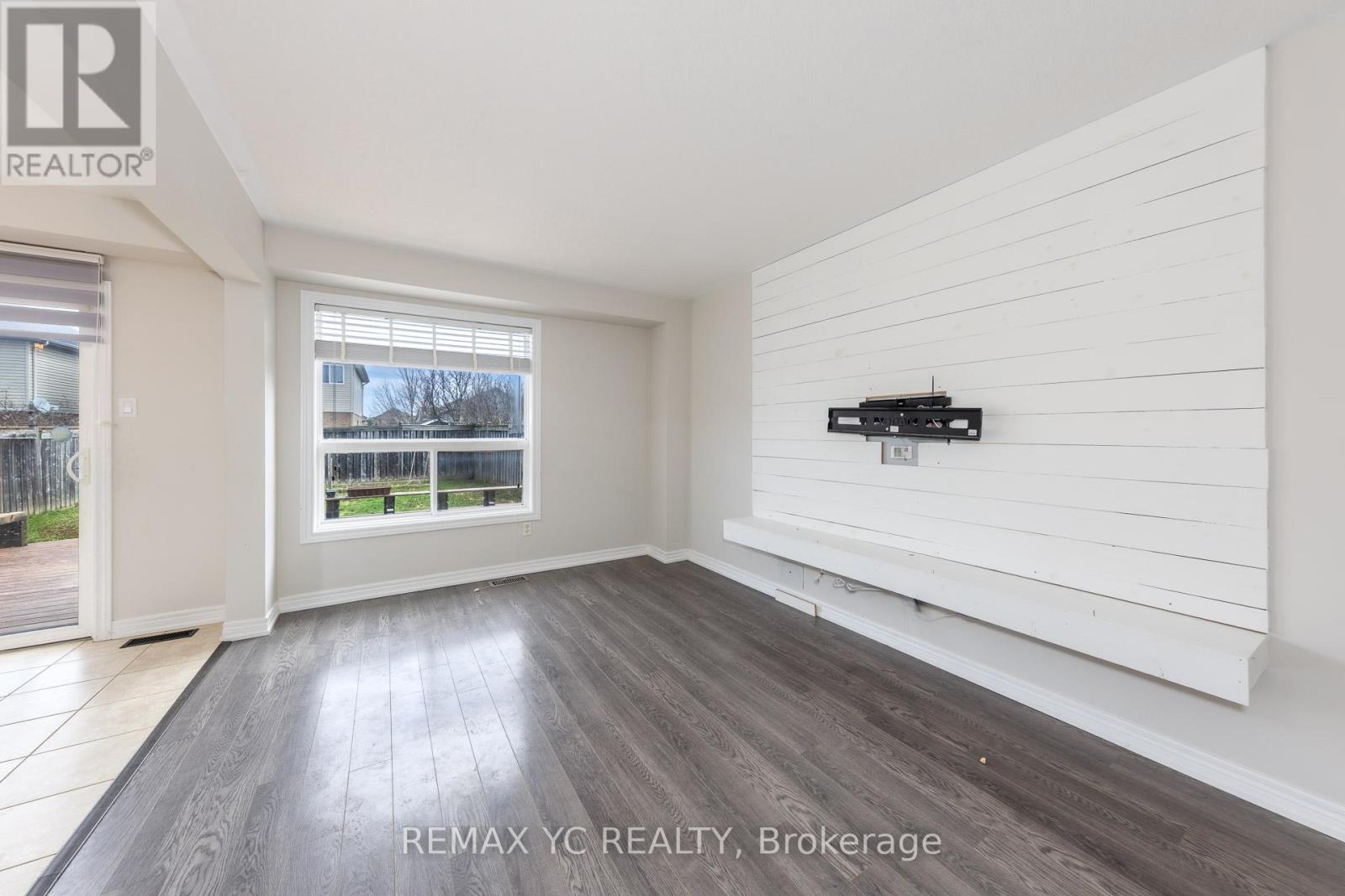 47 Mcmulkin Street, New Tecumseth, Ontario  L9R 0A7 - Photo 9 - N13033496