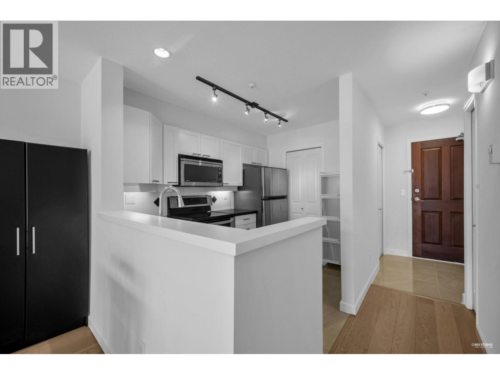 404 2575 W 4th Avenue, Vancouver, British Columbia  V6K 1P5 - Photo 16 - R3114009