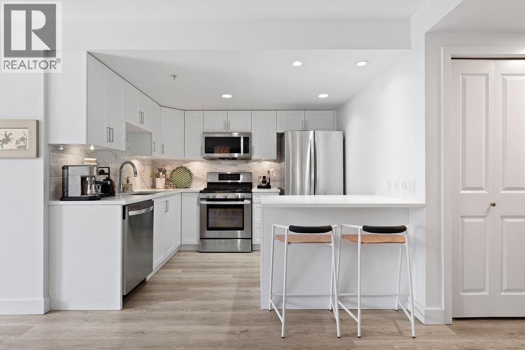 1409 W 6th Avenue, Vancouver, British Columbia  V6H 4E9 - Photo 9 - R3108433