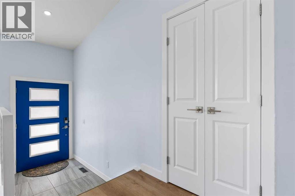 55 Whitehaven Crescent NE, Calgary, Alberta  T1Y 6C4 - Photo 3 - A2300258