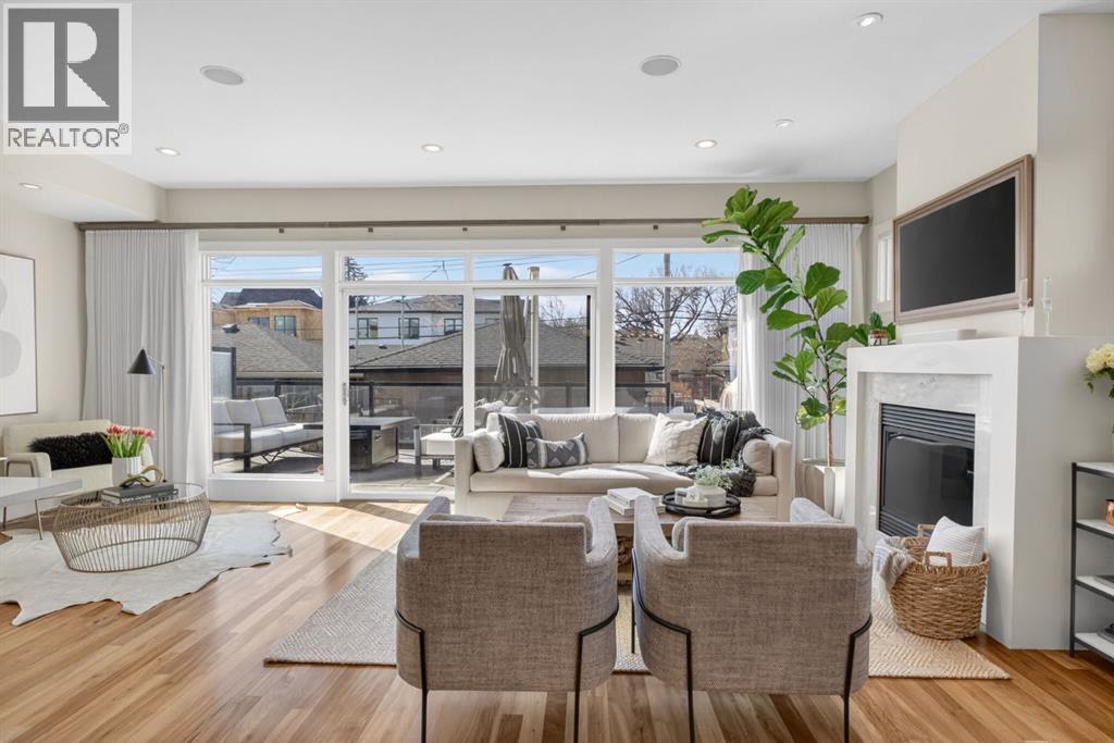 2011 43 Avenue SW, Calgary, Alberta  T2T 2N3 - Photo 3 - A2302386