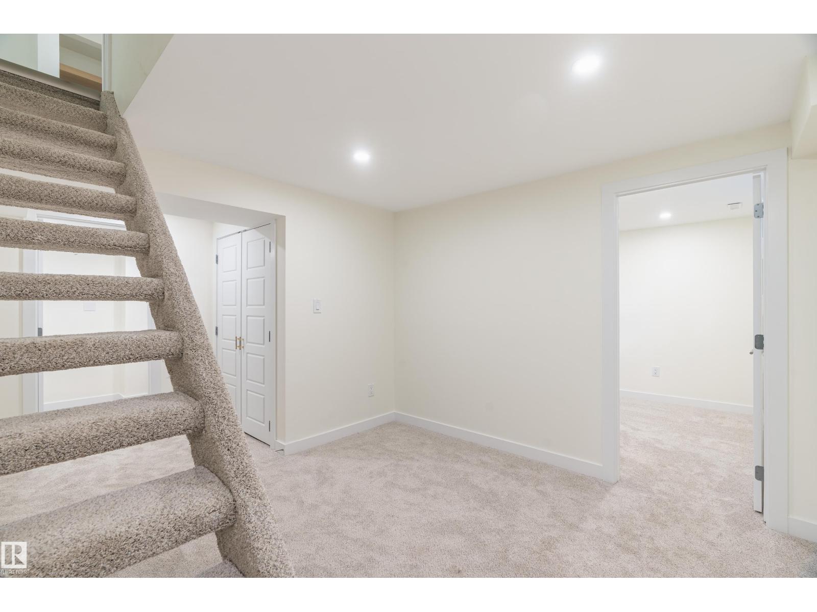 15c Callingwood Ct Nw, Edmonton, Alberta  T5T 0H5 - Photo 31 - E4483662