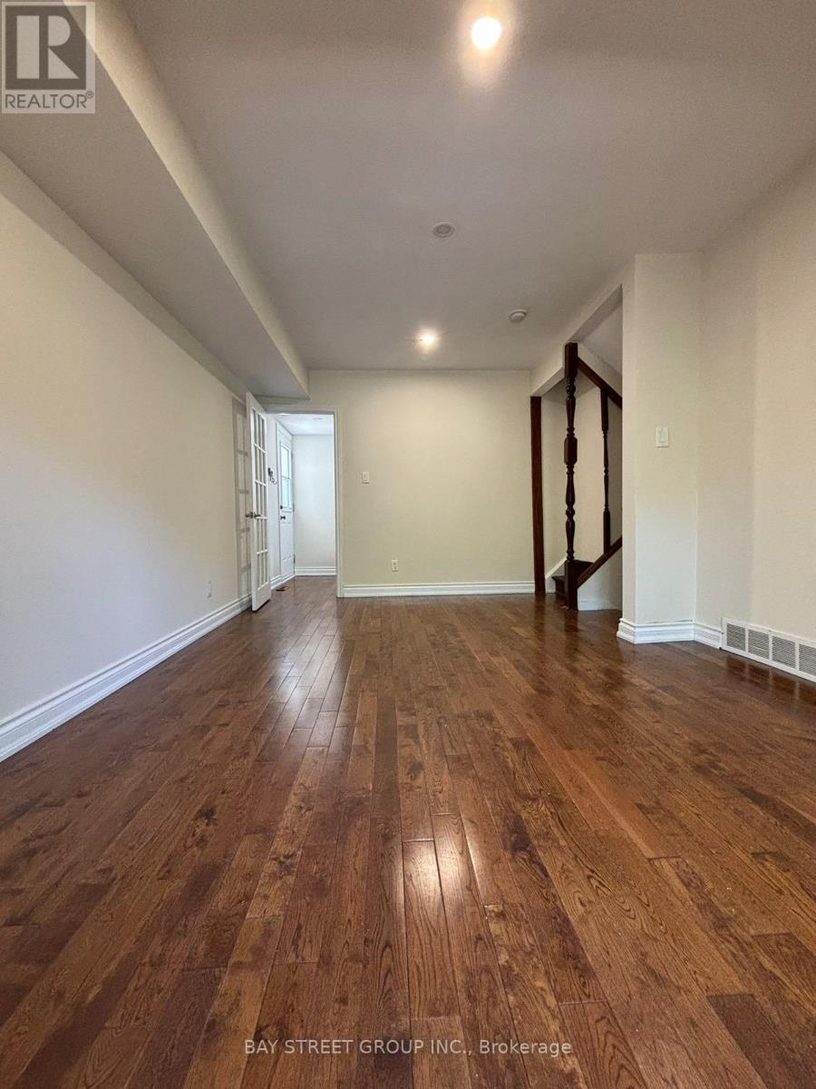 4351 Dublin Crescent, Burlington, Ontario  L7L 2S4 - Photo 5 - W13033484