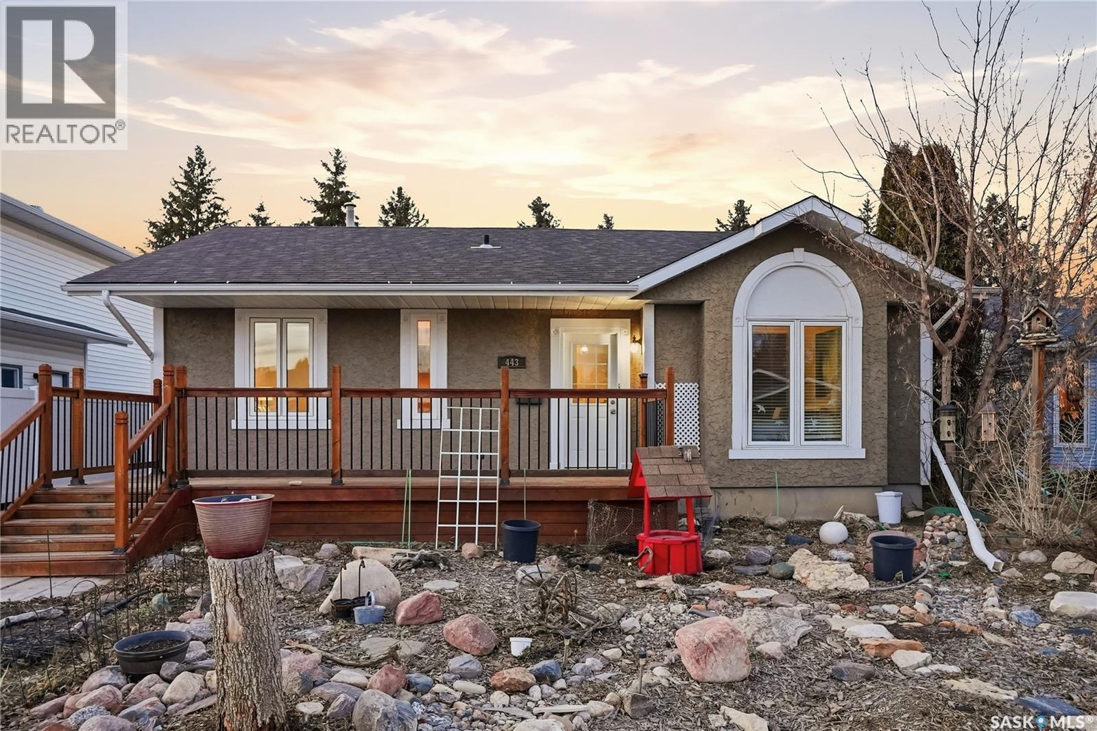 443 Nemeiben Road, Saskatoon, Saskatchewan  S7J 5E8 - Photo 2 - SK033672