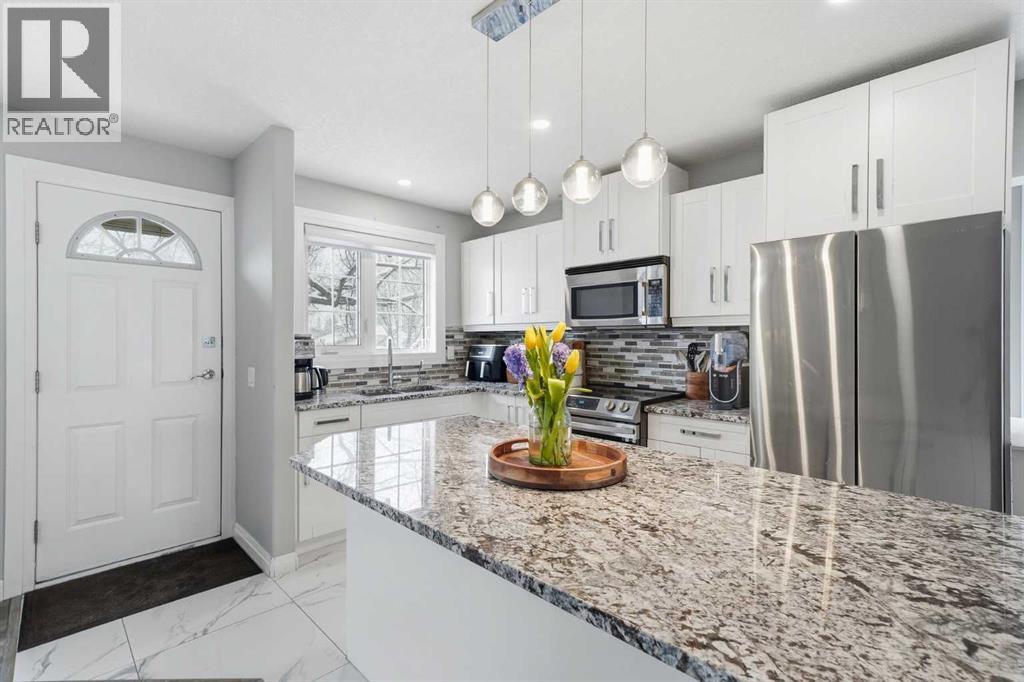 72 Abberfield Court Ne, Calgary, Alberta  T2A 7N4 - Photo 8 - A2301952