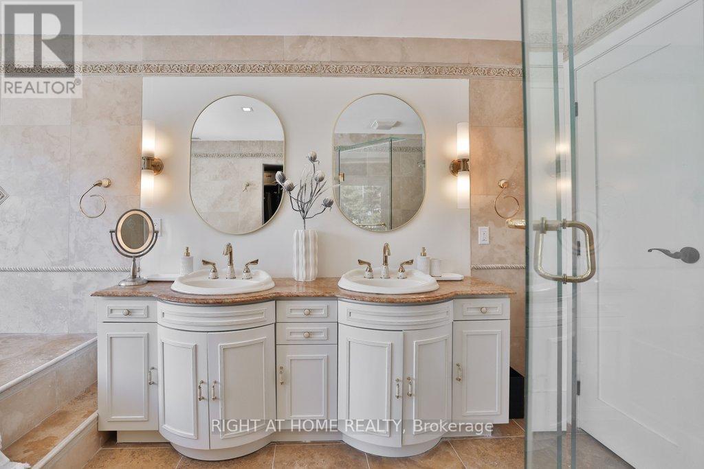 471 Country Club Crescent, Mississauga, Ontario  L5J 2P9 - Photo 29 - W12944366