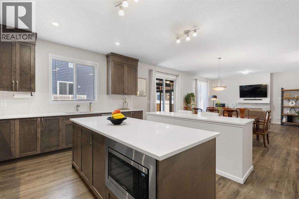 33 Carringham Heights NW, Calgary, Alberta  T3P 1V9 - Photo 9 - A2302218