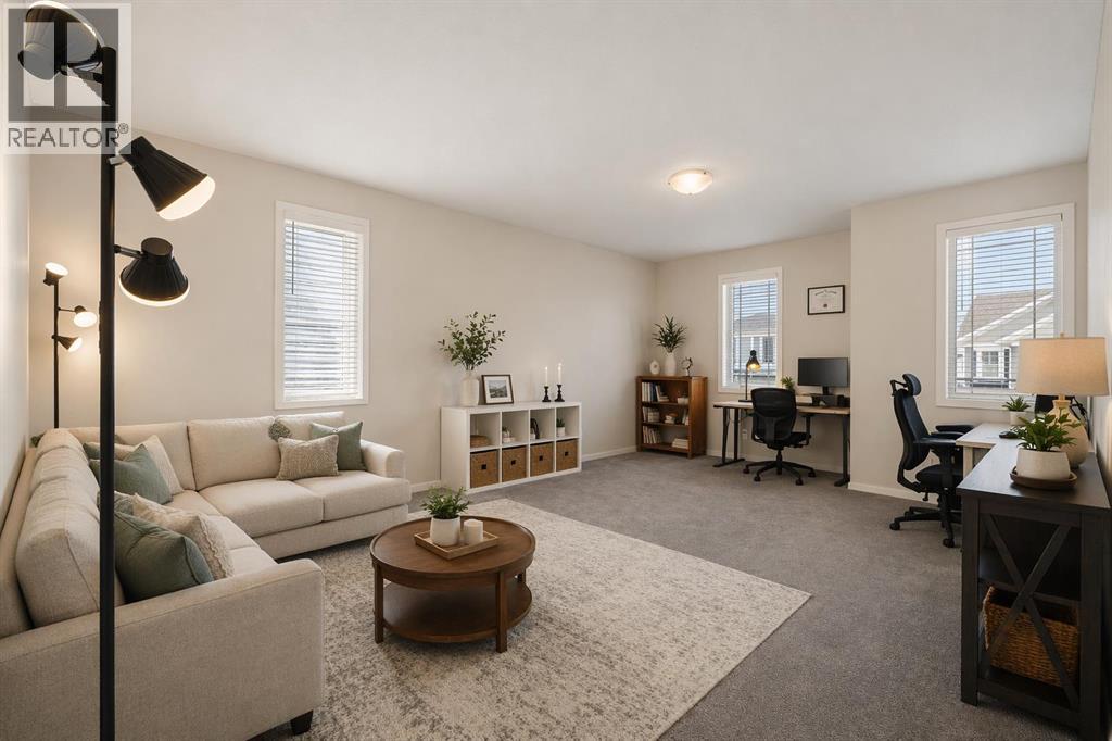 33 Carringham Heights NW, Calgary, Alberta  T3P 1V9 - Photo 18 - A2302218