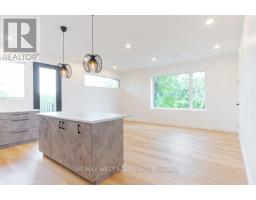 63 LONBOROUGH AVENUE, Toronto, Ontario