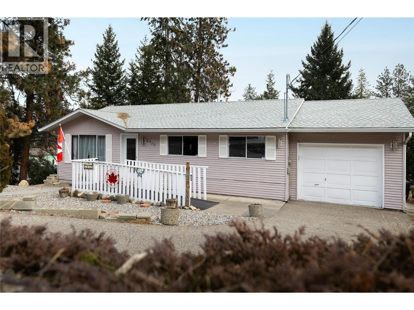 3439 McIver Road, West Kelowna, British Columbia