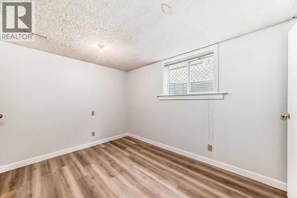 307 Huntridge Road NE, Calgary, Alberta  T2K 4B8 - Photo 38 - A2300263