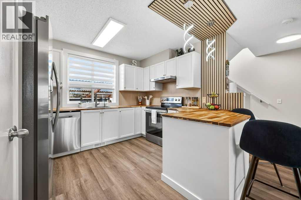 370 Prestwick Circle SE, Calgary, Alberta  T2Z 4P4 - Photo 7 - A2302471