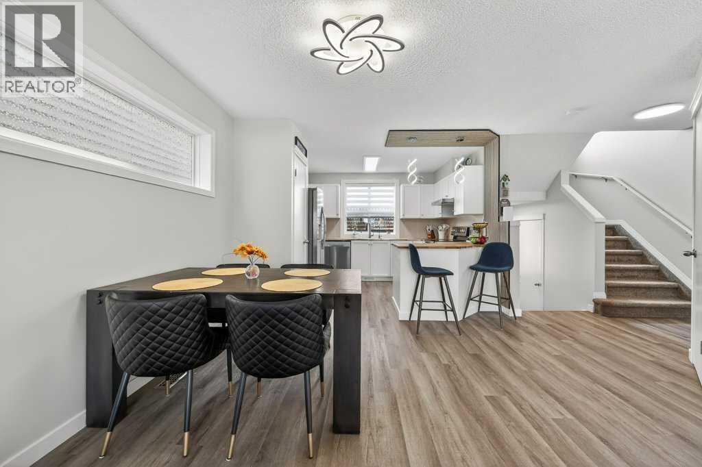 370 Prestwick Circle SE, Calgary, Alberta  T2Z 4P4 - Photo 5 - A2302471