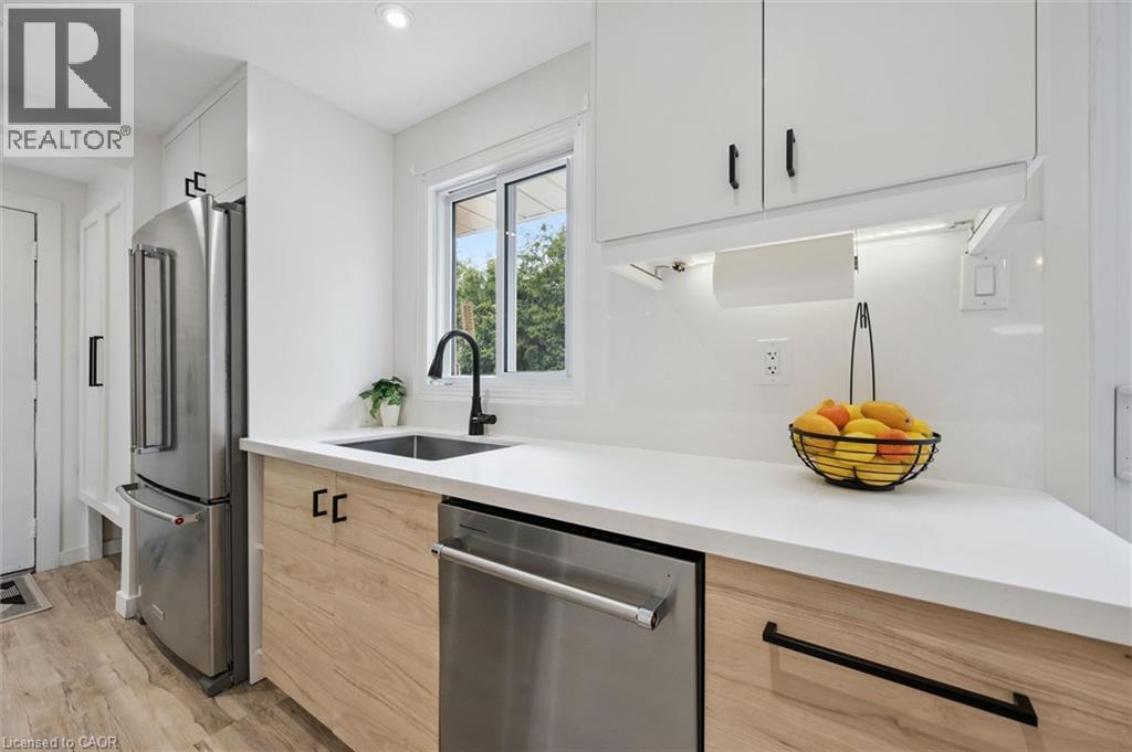 54 Harvest Court, Kitchener, Ontario  N2P 1T3 - Photo 22 - 40820906