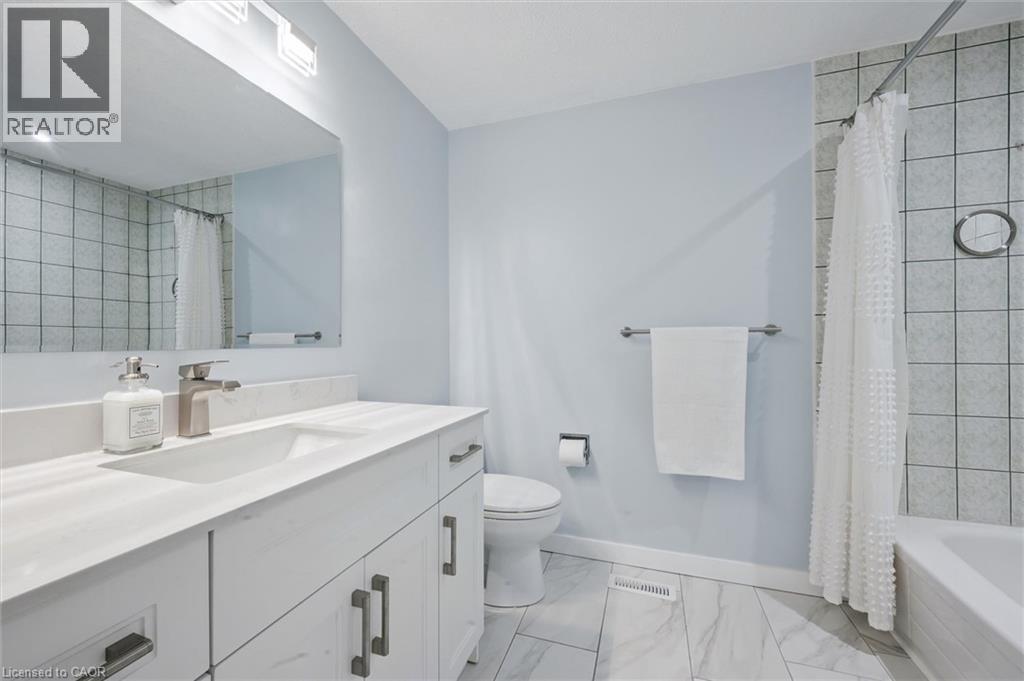 54 Harvest Court, Kitchener, Ontario  N2P 1T3 - Photo 32 - 40820906