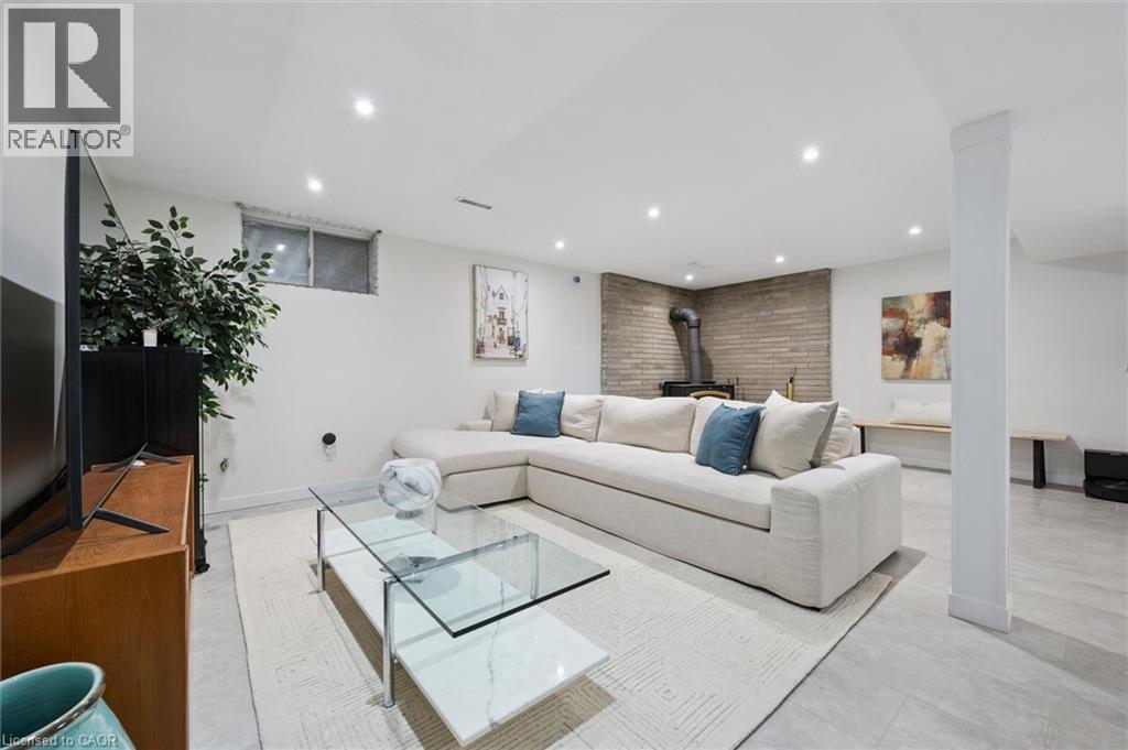 54 Harvest Court, Kitchener, Ontario  N2P 1T3 - Photo 37 - 40820906