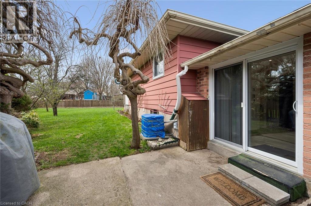 54 Harvest Court, Kitchener, Ontario  N2P 1T3 - Photo 6 - 40820906