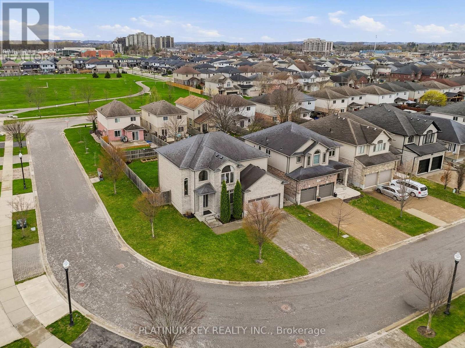 979 Moy Crescent, London North, Ontario  N6G 0B6 - Photo 45 - X13033536