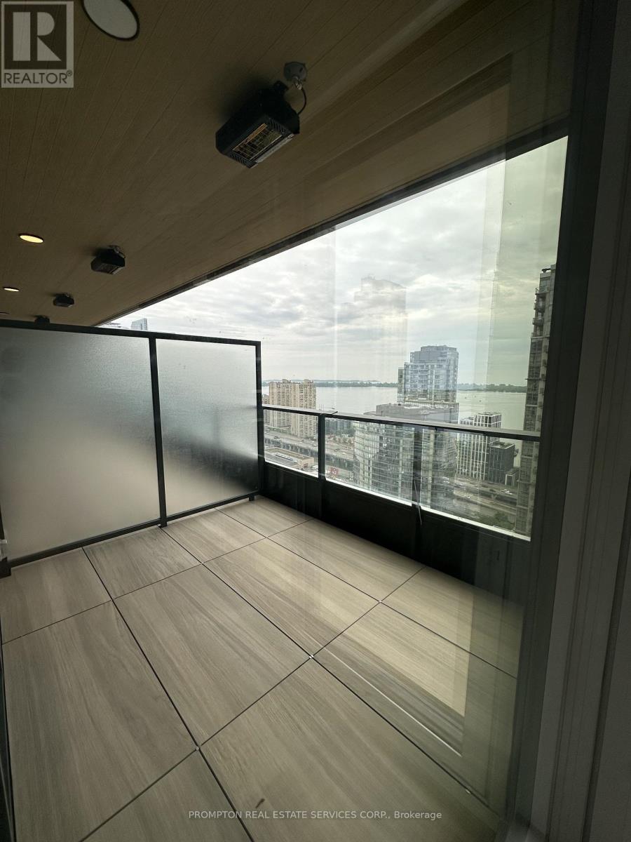 3509 - 1 Concord Cityplace Way, Toronto, Ontario  M5V 0X3 - Photo 20 - C13033508