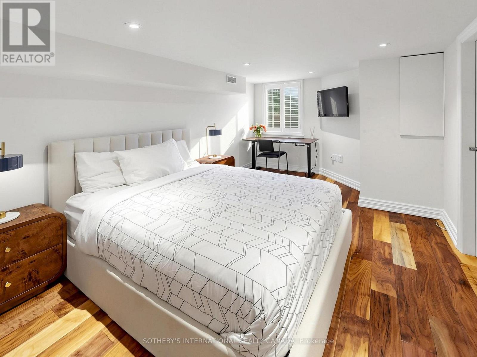 328 Wellesley Street E, Toronto, Ontario  M4X 1H3 - Photo 40 - C13033518