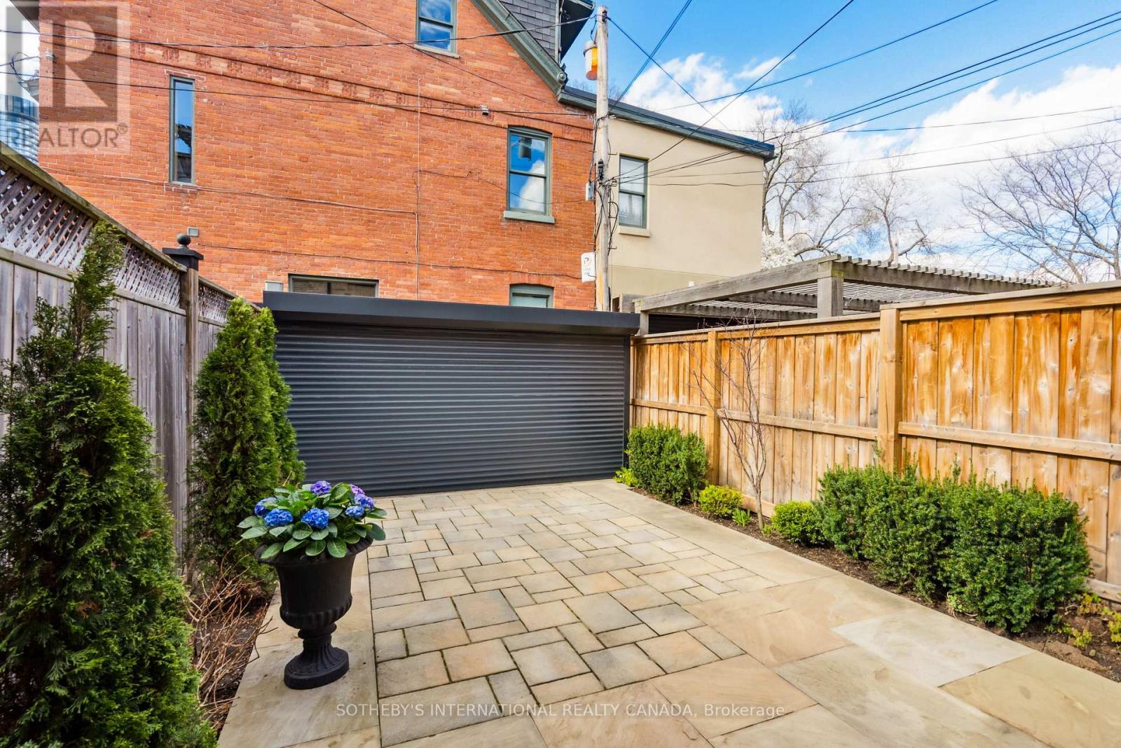 328 Wellesley Street E, Toronto, Ontario  M4X 1H3 - Photo 44 - C13033518