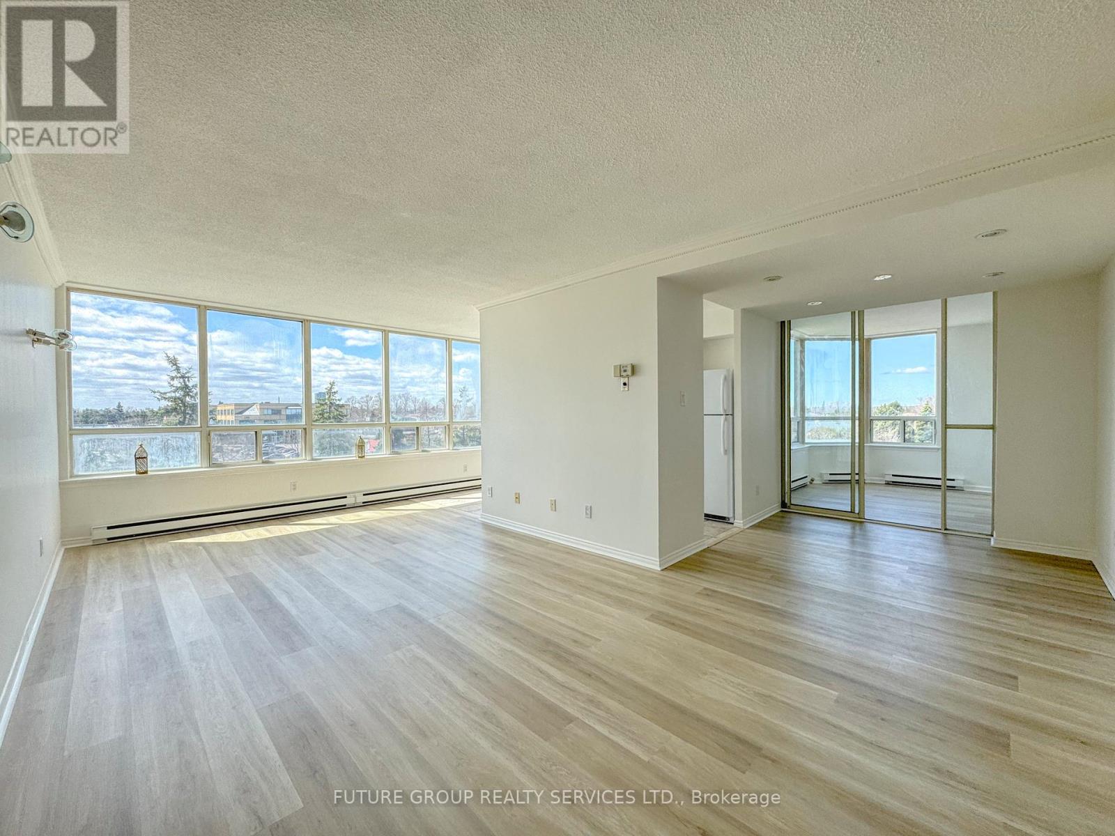 504 - 160 Alton Towers Circle, Toronto, Ontario  M1V 4X8 - Photo 4 - E13033568