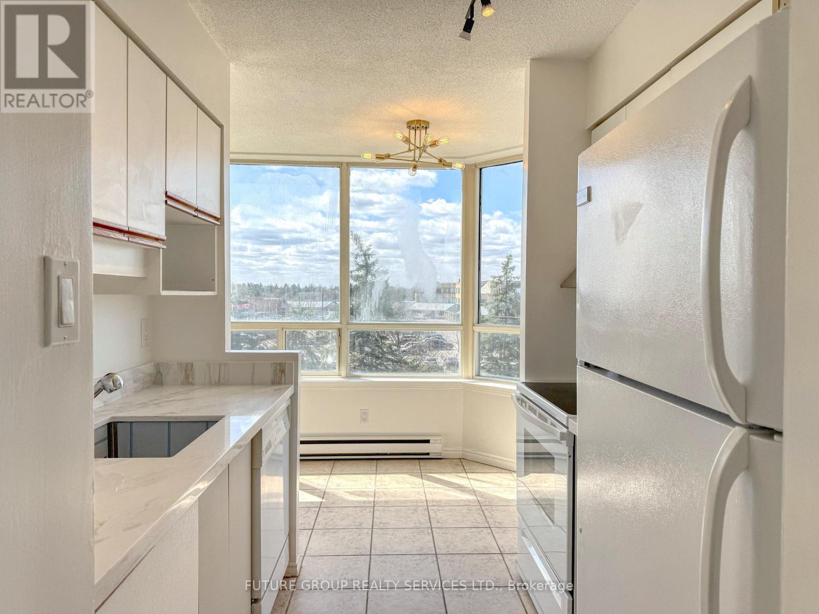 504 - 160 Alton Towers Circle, Toronto, Ontario  M1V 4X8 - Photo 7 - E13033568