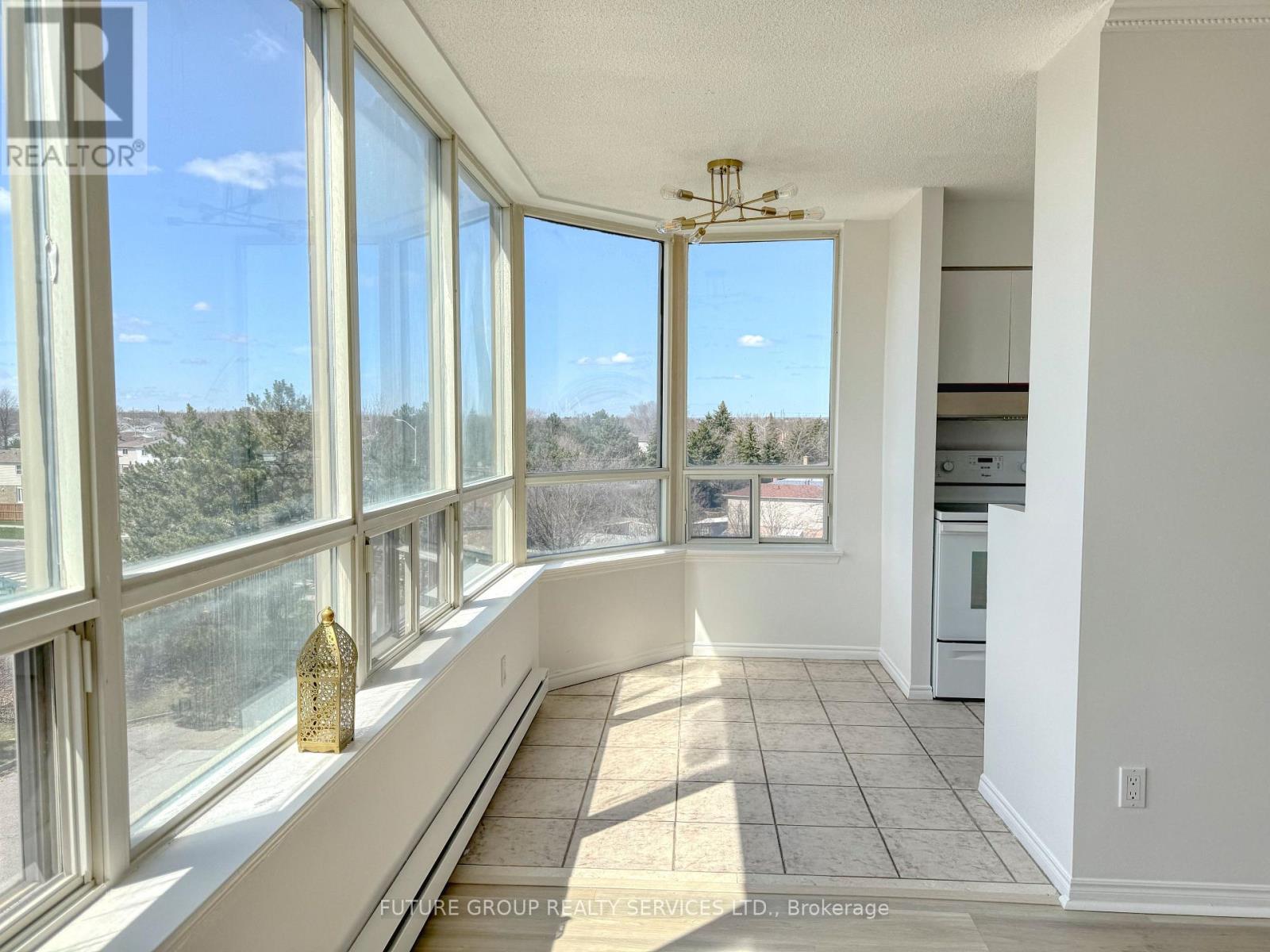 504 - 160 Alton Towers Circle, Toronto, Ontario  M1V 4X8 - Photo 9 - E13033568