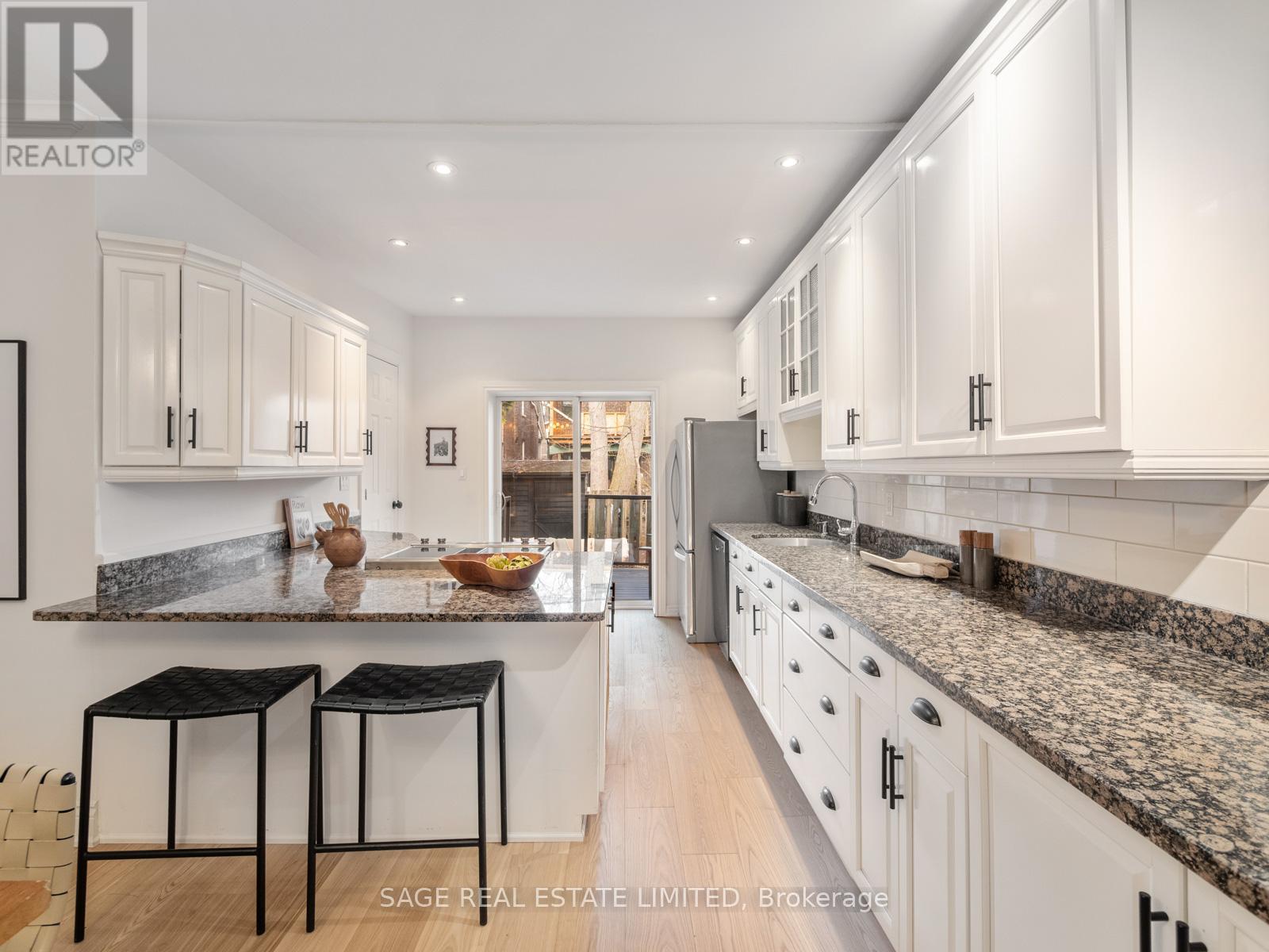 97 Bowmore Road E, Toronto, Ontario  M4L 3J1 - Photo 14 - E13033572