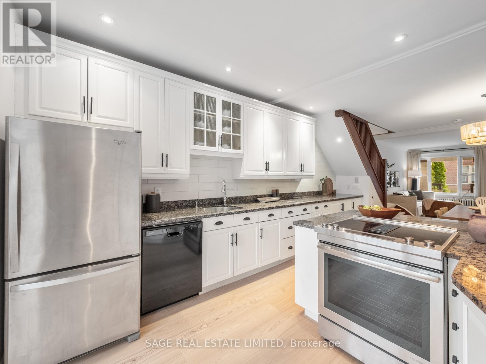 97 Bowmore Road E, Toronto, Ontario  M4L 3J1 - Photo 18 - E13033572