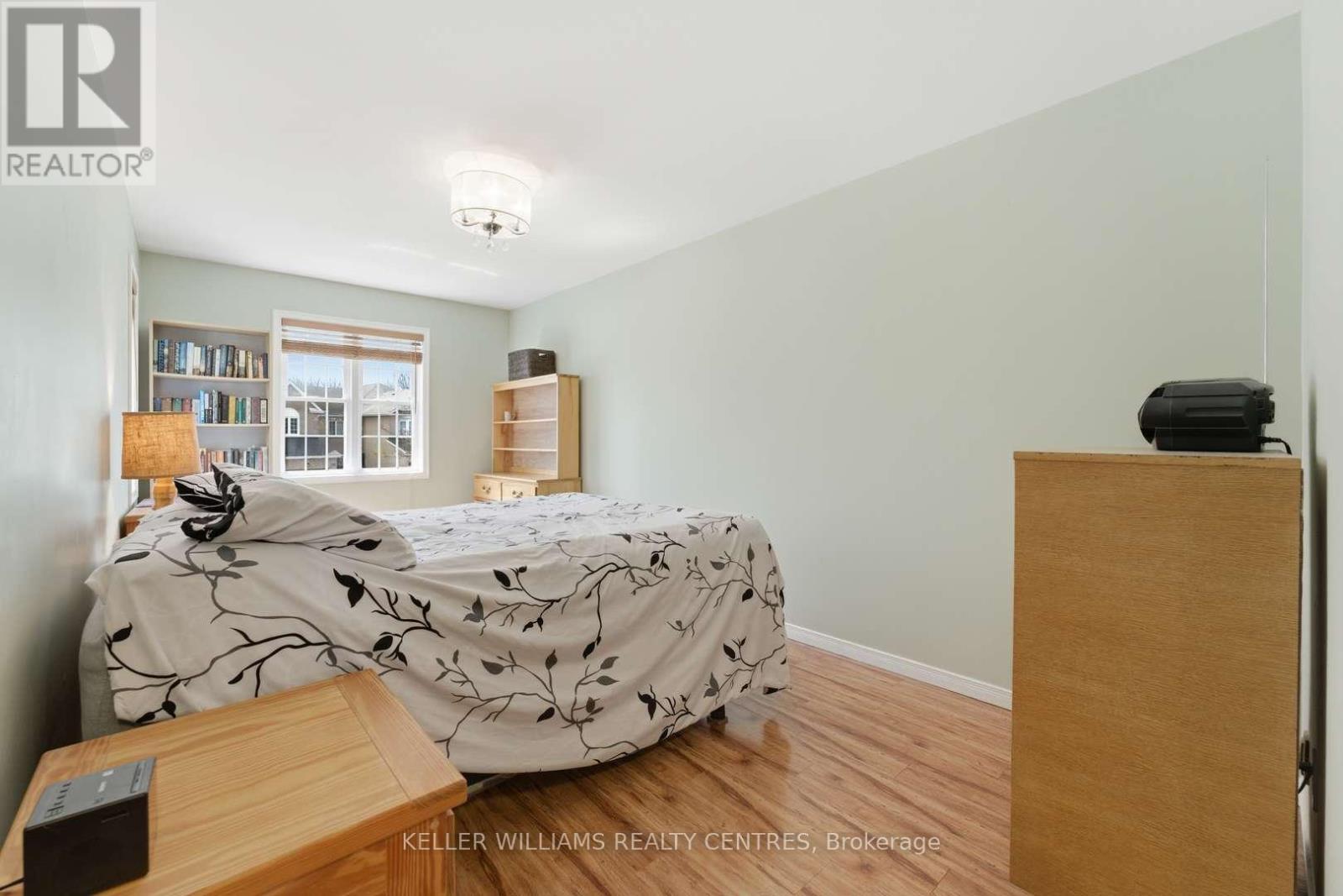 22 Ross Linton Drive, Aurora, Ontario  L4G 6T3 - Photo 8 - N13033510