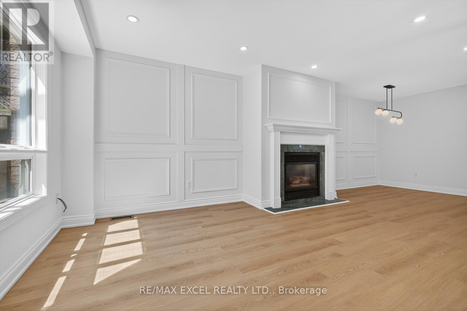 112 October Lane, Aurora, Ontario  L4G 6Z8 - Photo 6 - N13033540